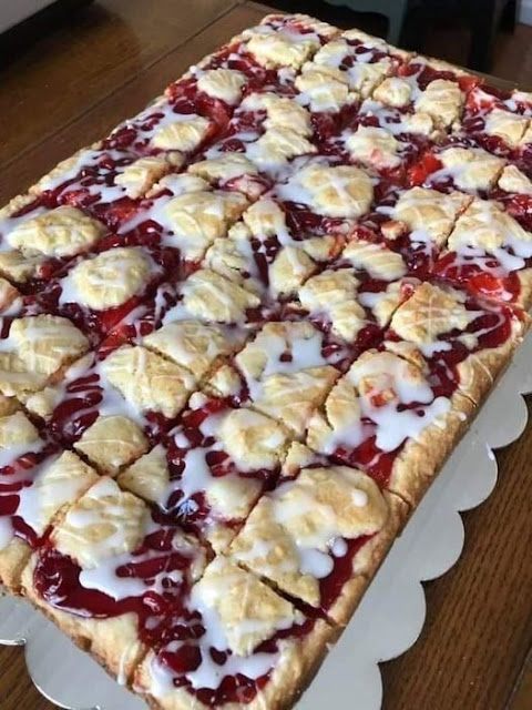 CHERRY BARS FOR A CROWD