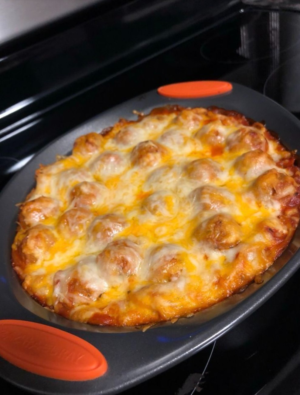 Meatballs with Potatoes and Cheese