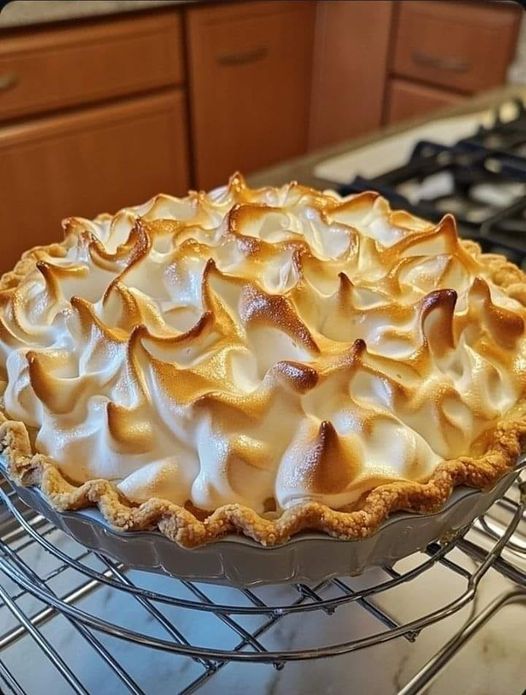 Lemon Meringue Pie RecipeLemon Meringue Pie Recipe