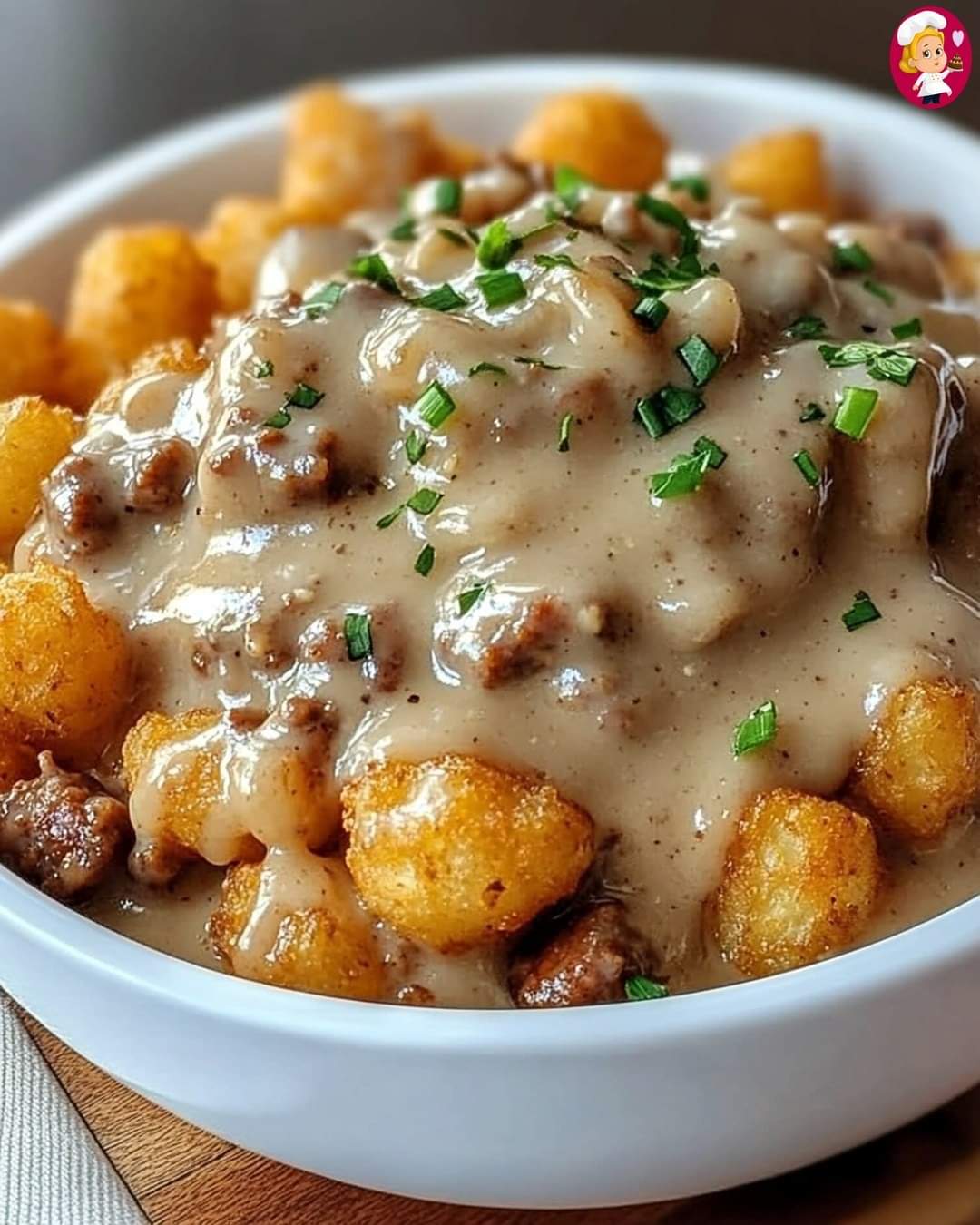 Tater Tot Breakfast Bowl with Sausage Gravy